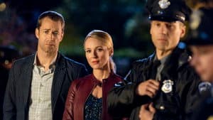 Deadly Deed: A Fixer Upper Mystery — foto 2