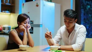 Có Căn Nhà Nằm Nghe Nắng Mưa — foto 3