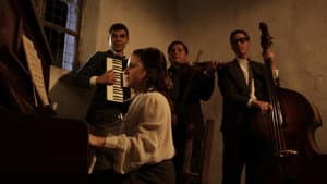 Madre Baile — foto 1