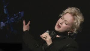 Cyndi Lauper - Live... At Last — foto 2