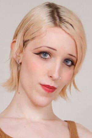 Amber Analeise