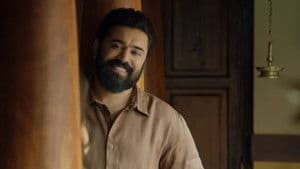 സർവം മായ — foto 6