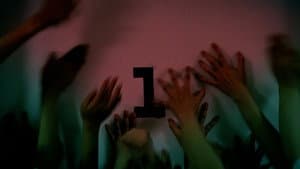 One at a time — foto 1
