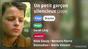 Un petit garçon silencieux — foto 1