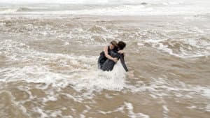 you and i are stood — foto 1