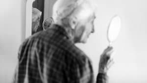 Cast of Shadows — foto 1