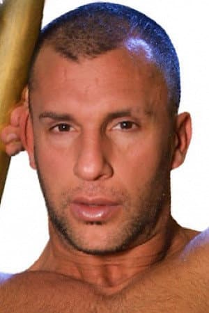 Óscar León