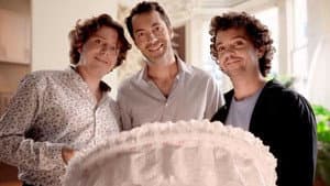3 hommes et un couffin — foto 1