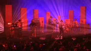 Feu! Chatterton en concert au Zénith de Paris — foto 1