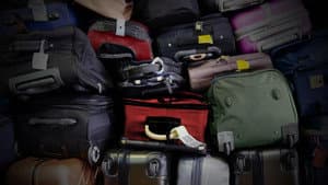 Inside Airport Lost & Found — foto 3