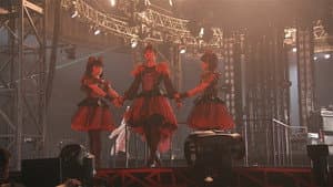 BABYMETAL Live at Tokyo Dome - WORLD TOUR 2016 - LEGEND - METAL RESISTANCE - Black Night — foto 1