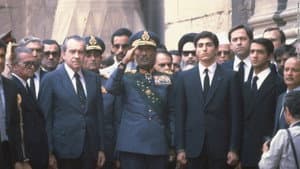 مراسم تشییع جنازه شاه — foto 1
