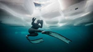 Apnea bajo hielo: La reina de las profundidades — foto 1