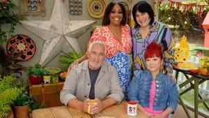 The Great Celebrity Bake Off for Stand Up To Cancer — foto 2