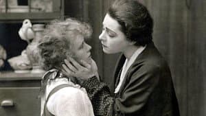 War Brides — foto 1