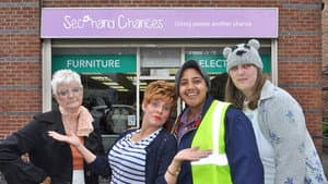 Charity Shop Sue — foto 1
