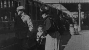 Train Entering Hove Station — foto 1