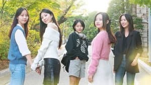 오후 두 시의 캠퍼스 — foto 1