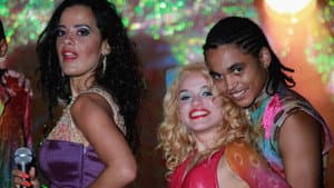 Amor, Plástico e Barulho — foto 1