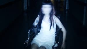 THE WORLD IS CONSUMING ME AND I CAN'T RUN AWAY FROM THE FALL — foto 2
