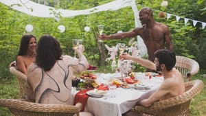 GARDEN BANG - a tempting tale of summer seduction — foto 2