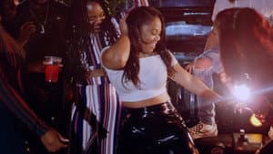 Birthday Behavior — foto 1