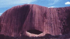 At Uluru — foto 1