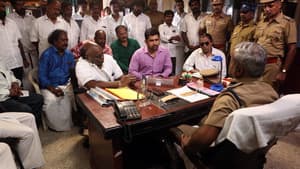 கோடியில் ஒருவன் — foto 3