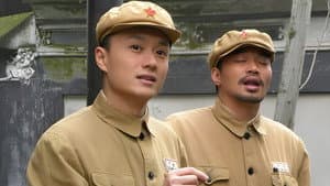 警察遇到兵 — foto 1