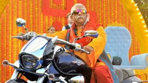 Dharam Sankat Mein — foto 2