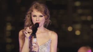 Taylor Swift: Speak Now — foto 2