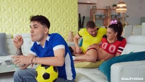 Teens Love Huge Cocks 67 — foto 3