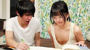 『私もう子供じゃないよ…胸は小さいけど乳首はすごく感じるんだから…』成長が止まっておっぱいがいっこうに大きくならない幼馴染、クラスメイト… — foto 1