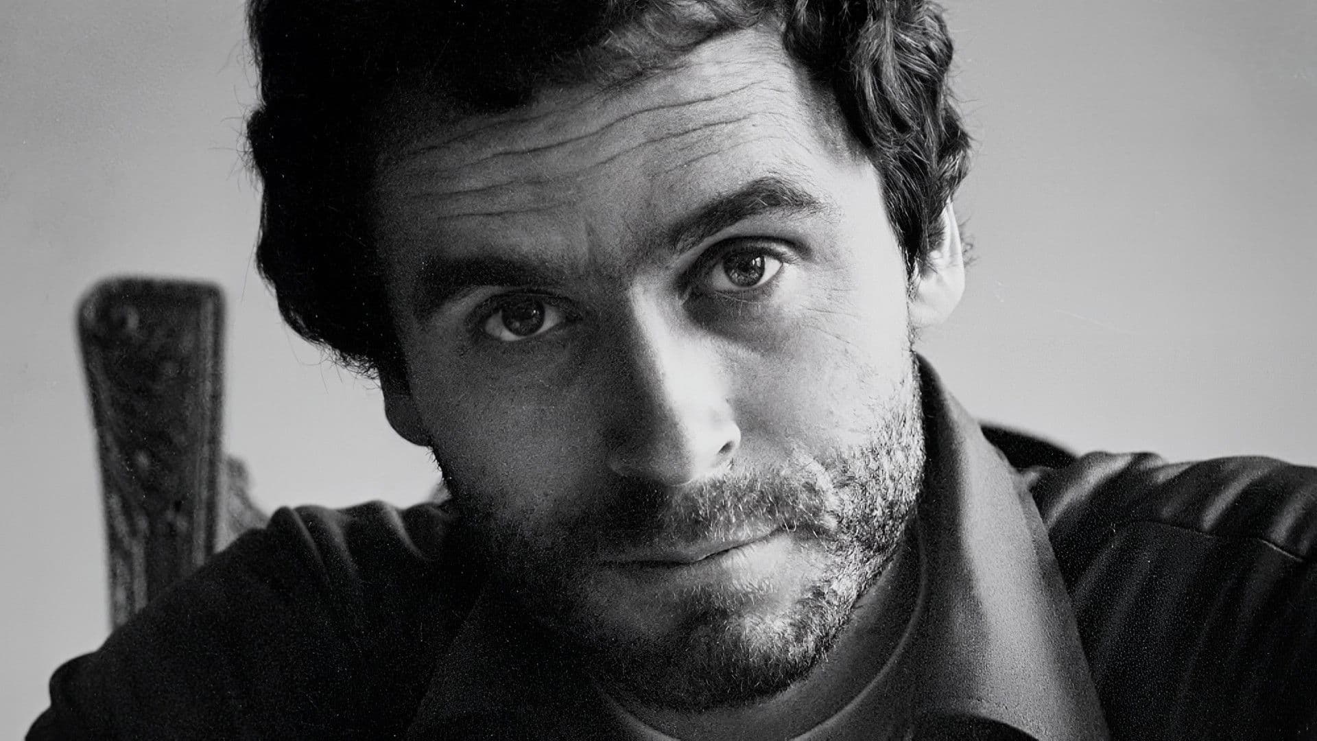 Ted Bundy: Durmiendo con el asesino